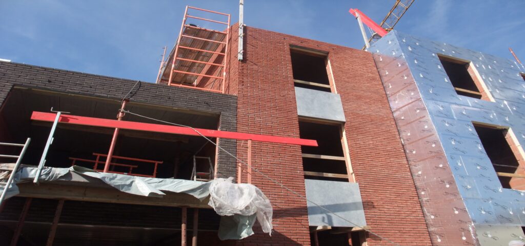 Immeuble résidentiel achevé par Poltrop en France