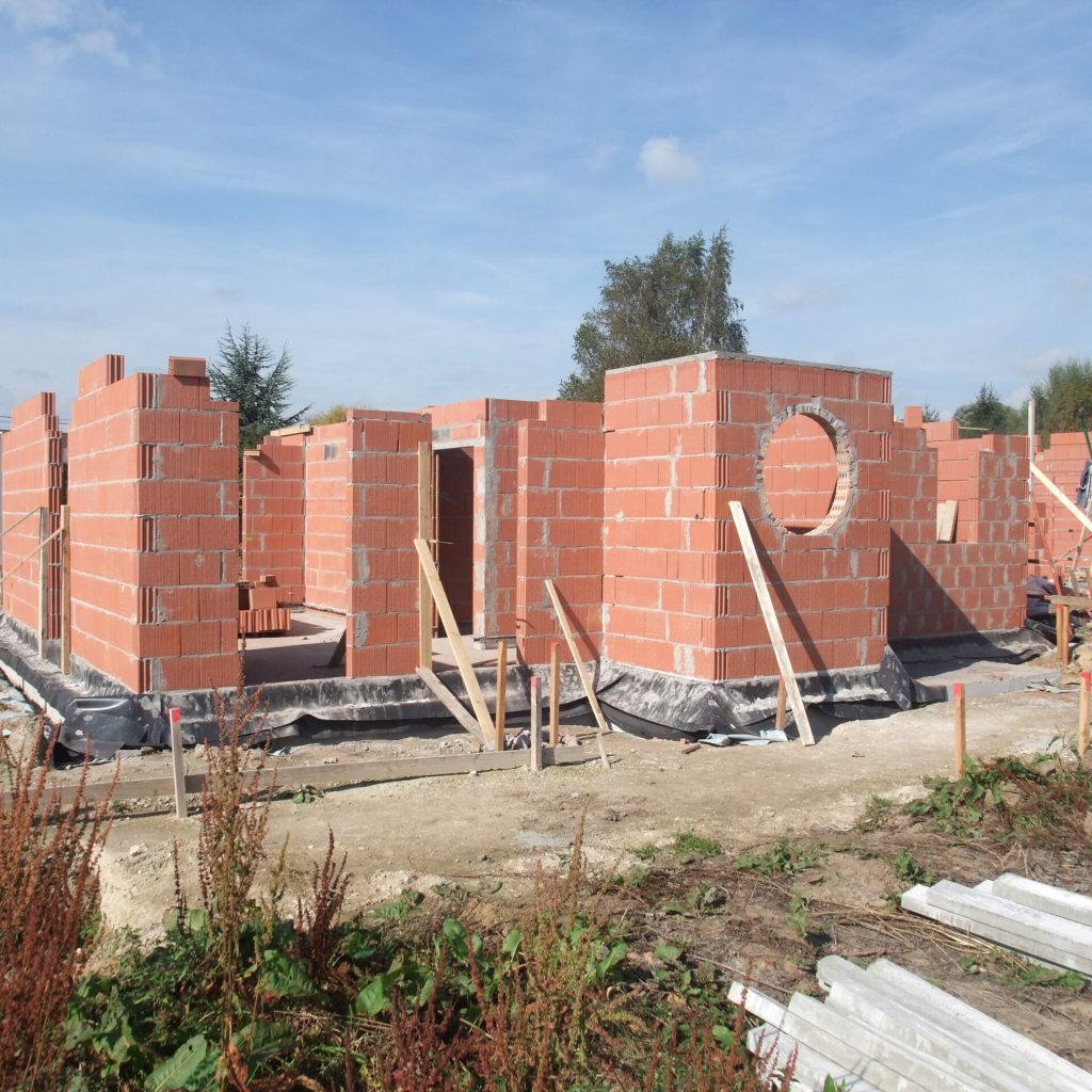 Référence de construction moderne Poltrop